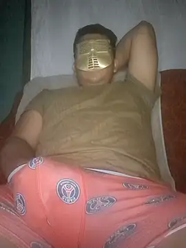 Efrain2090 online show from 12.04.25