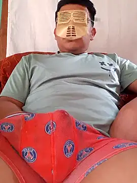 Efrain2090 online show from 01.15.26