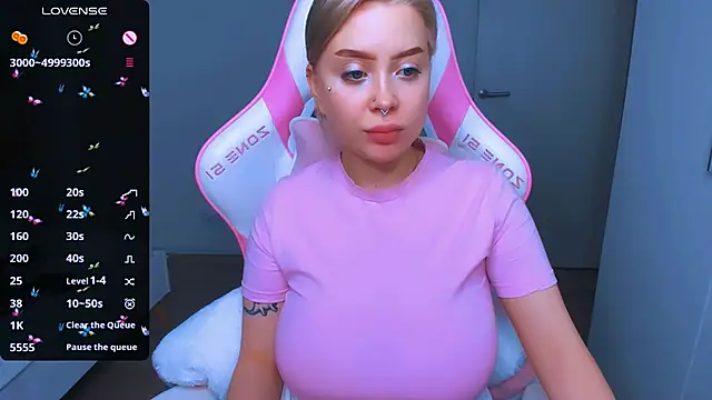 MonaLauu online show from 12.28.24