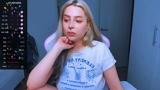 MonaLauu online show from 01.23.25