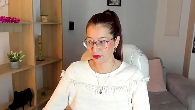 Antonnella 3 online show from 11.17.25