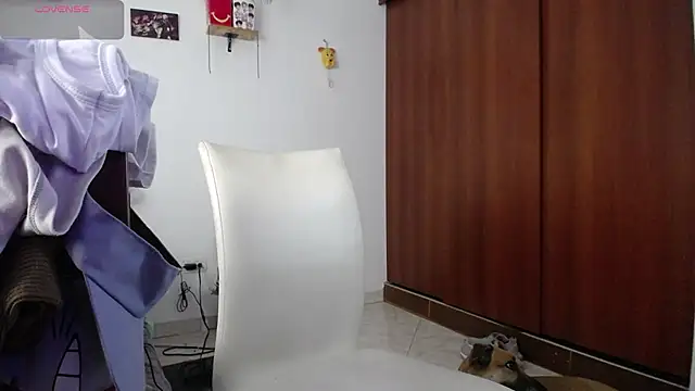 Moon lunita online show from 02.25.26