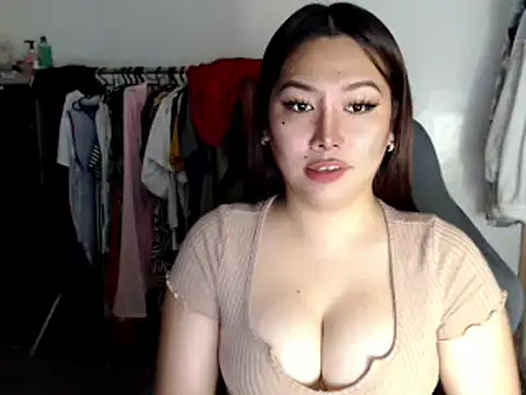 urqueendominant online show from 03.07.25