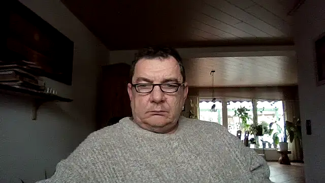 Nobbie444 online show from 02.12.26