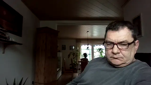 Nobbie444 online show from 02.17.26