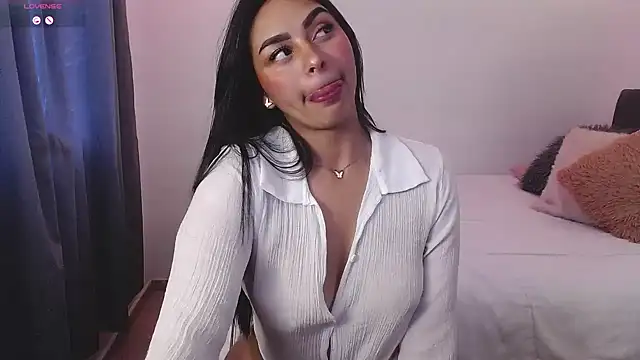 Melaniie01 online show from 03.05.26