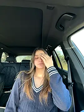 DoriDeluxe66 online show from 12.05.25