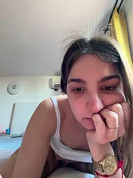 DoriDeluxe66 online show from 03.17.26