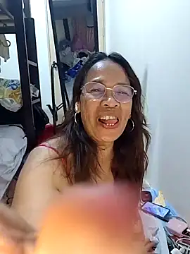 HotsexyNaughtysweetbaby online show from 05.17.26