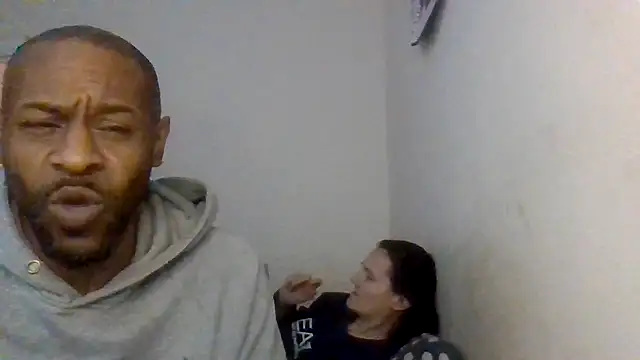 CuzzyB69 online show from 11.26.25