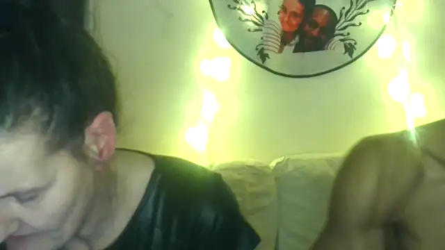 CuzzyB69 online show from 04.13.26