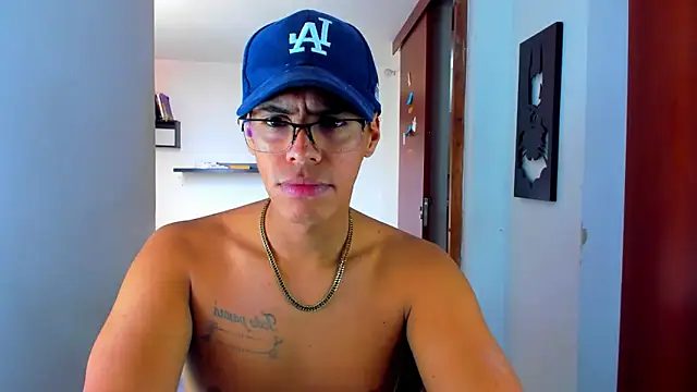 Snapshot of _John_Boy_ chatting on 03.01.25 John Boy online show from 03.01.25