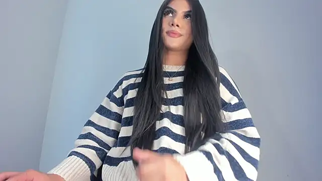 Snapshot of my_lovely_mia chatting on 01.27.25 my lovely mia online show from 01.27.25