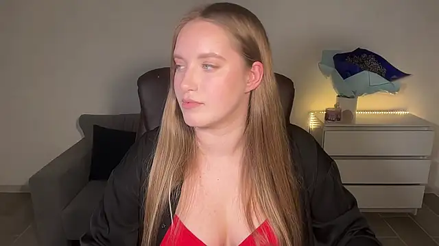 EvaMaddison online show from 07.05.26