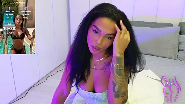 KimiBrown online show from 02.17.25