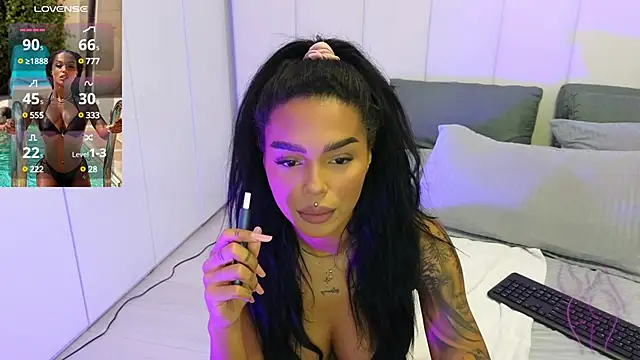 KimiBrown online show from 02.18.25