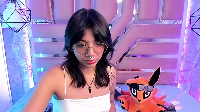 Nami usagi online show from 12.19.24