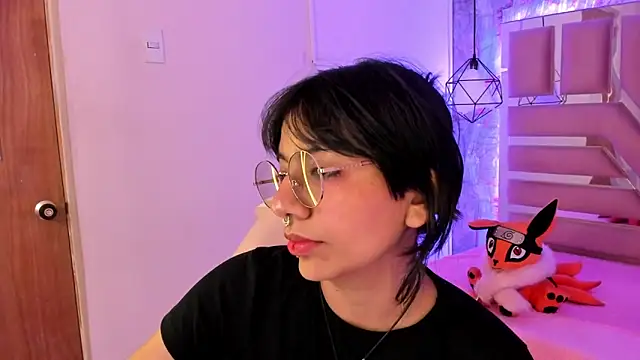 Nami usagi online show from 01.08.25