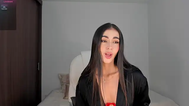 RebeccaBaxter online show from 02.27.25