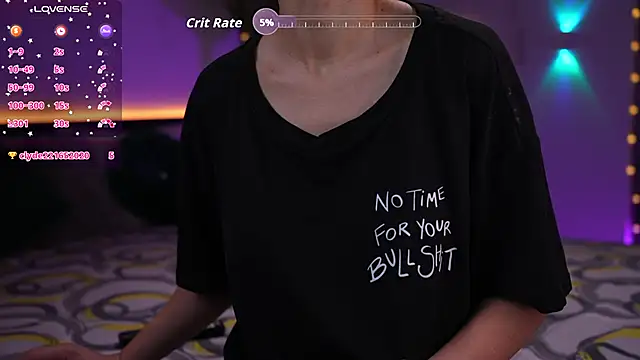 Snapshot of Lorettelorena chatting on 11.16.25 Lorettelorena online show from 11.16.25