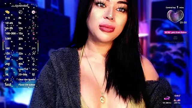 Thalia Cambridge online show from 11.19.25