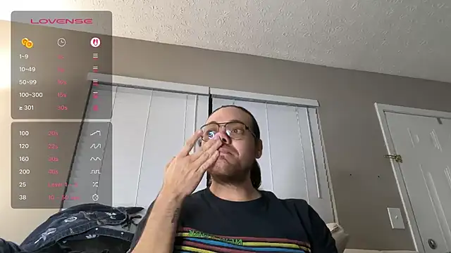 Snapshot of lucasgalacticman chatting on 10.13.25 lucasgalacticman online show from 10.13.25