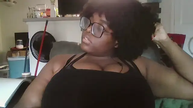 MissCC99 online show from 10.06.25