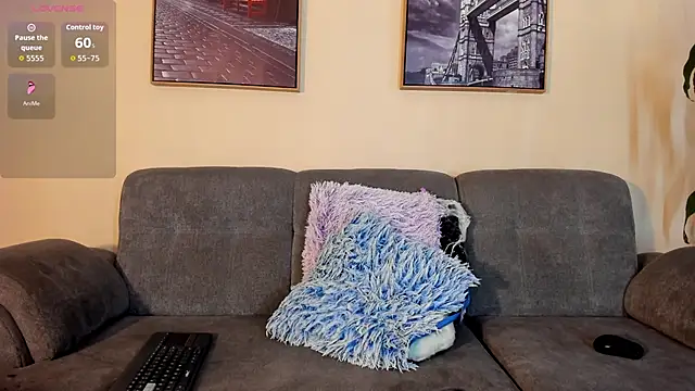 Snapshot of Sweet_Alessandre chatting on 02.27.26 Sweet Alessandre online show from 02.27.26