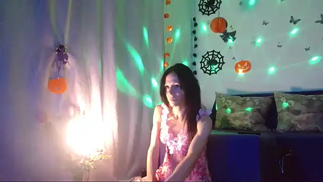 ElysaSun online show from 10.30.25