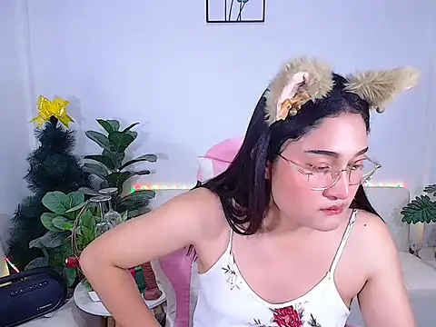 Snapshot of plysaithailand chatting on 12.01.25 plysaithailand online show from 12.01.25