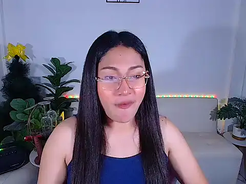 Snapshot of plysaithailand chatting on 12.15.25 plysaithailand online show from 12.15.25