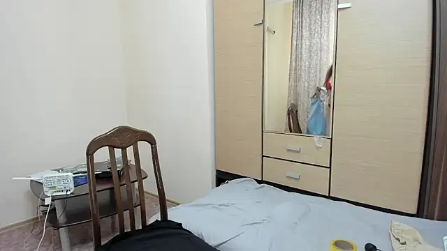 Riz girl online show from 12.16.24