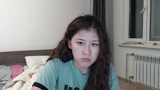 Riz girl online show from 09.12.25