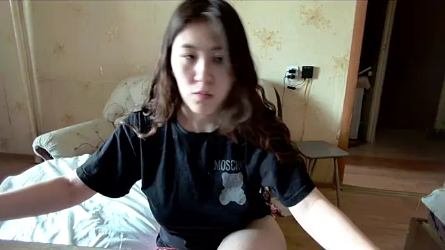 Riz girl online show from 04.01.26