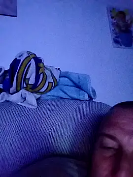 juandi21cm online show from 02.19.25