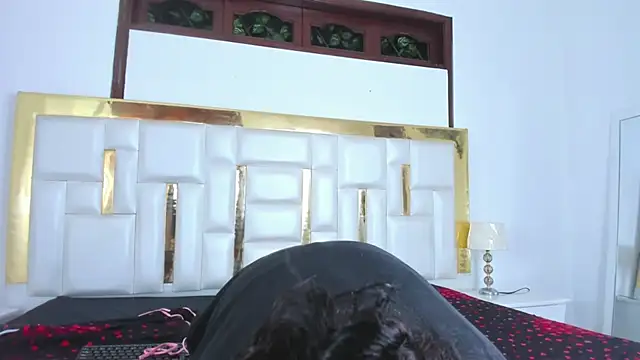 Kylieandjhonny online show from 02.15.25