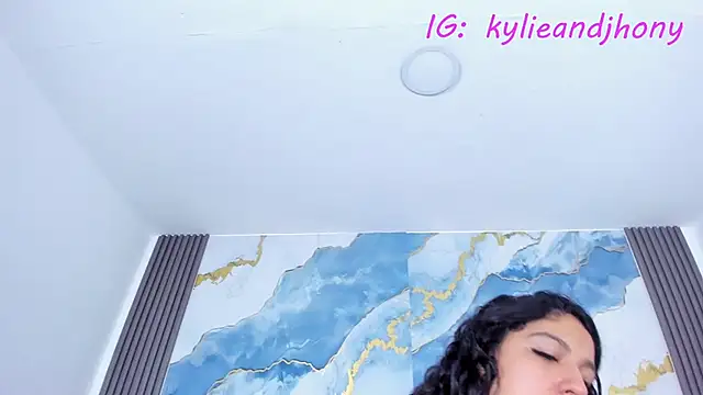 Kylieandjhonny online show from 10.02.25