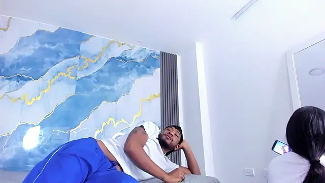 Snapshot of Kylieandjhonny chatting on 02.20.26 Kylieandjhonny online show from 02.20.26