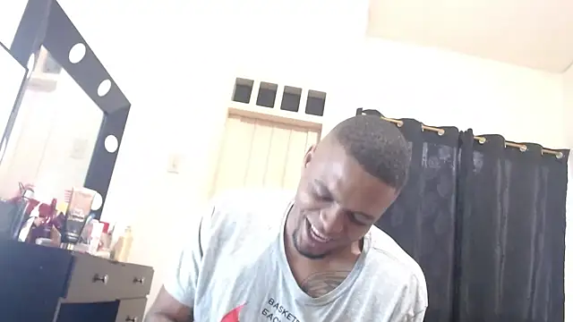 hot and naughty latin online show from 11.06.25