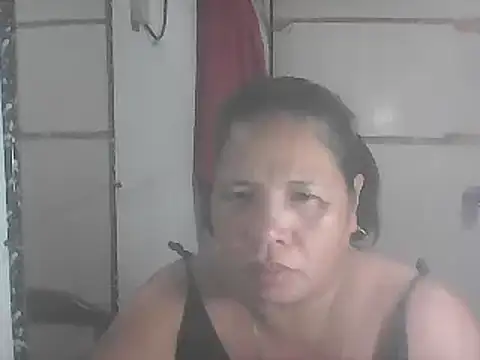 Snapshot of hotwet_mama4uxx chatting on 02.14.25 hotwet mama4uxx online show from 02.14.25