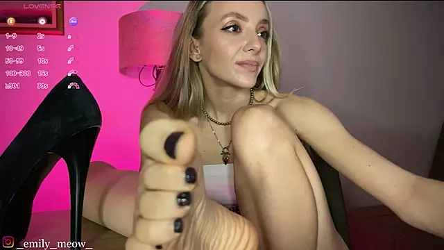  Emily Sweety  online show from 01.28.25