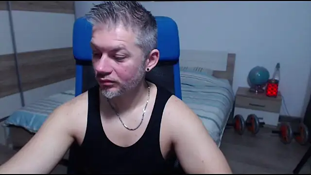 RobbyShawz online show from 12.23.25