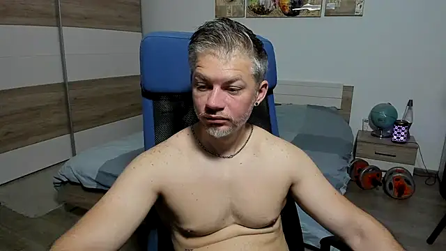Snapshot of RobbyShawz chatting on 06.07.26 RobbyShawz online show from 06.07.26