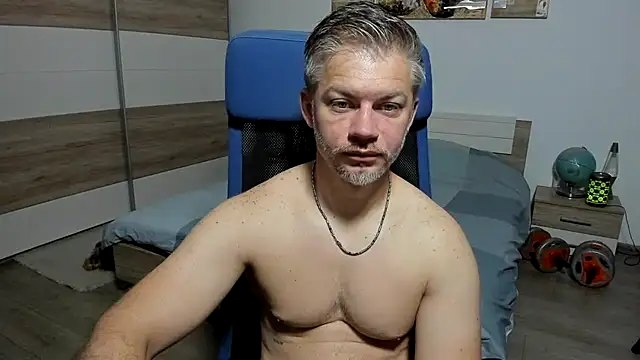 Snapshot of RobbyShawz chatting on 06.12.26 RobbyShawz online show from 06.12.26