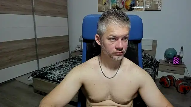 Snapshot of RobbyShawz chatting on 06.21.26 RobbyShawz online show from 06.21.26