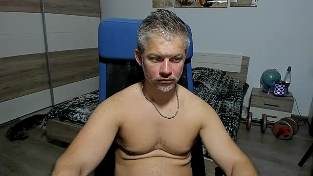 Snapshot of RobbyShawz chatting on 07.07.26 RobbyShawz online show from 07.07.26