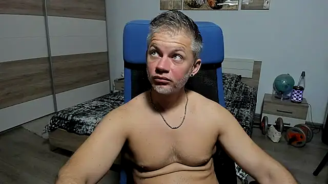 Snapshot of RobbyShawz chatting on 07.09.26 RobbyShawz online show from 07.09.26
