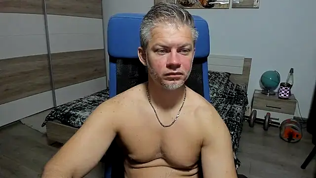 Snapshot of RobbyShawz chatting on 07.10.26 RobbyShawz online show from 07.10.26