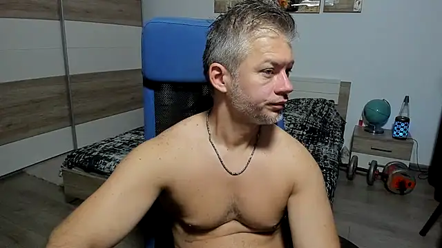 Snapshot of RobbyShawz chatting on 07.11.26 RobbyShawz online show from 07.11.26