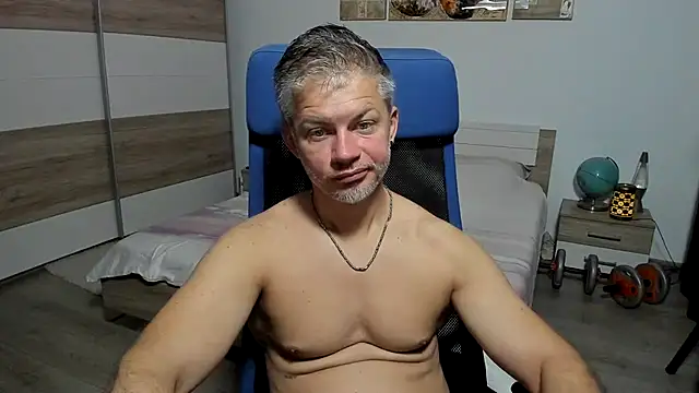 Snapshot of RobbyShawz chatting on 07.17.26 RobbyShawz online show from 07.17.26